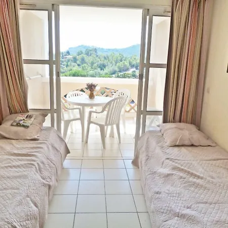 Apartment Cap Esterel Village : Studio Au Calme F3 - 319La Saint-Raphael (Var)