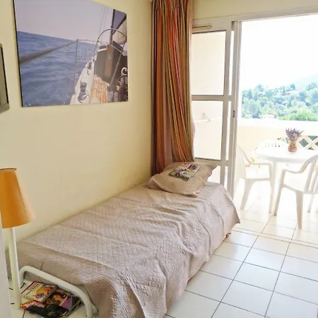Cap Esterel Village : Studio Au Calme F3 - 319La Saint-Raphael (Var)